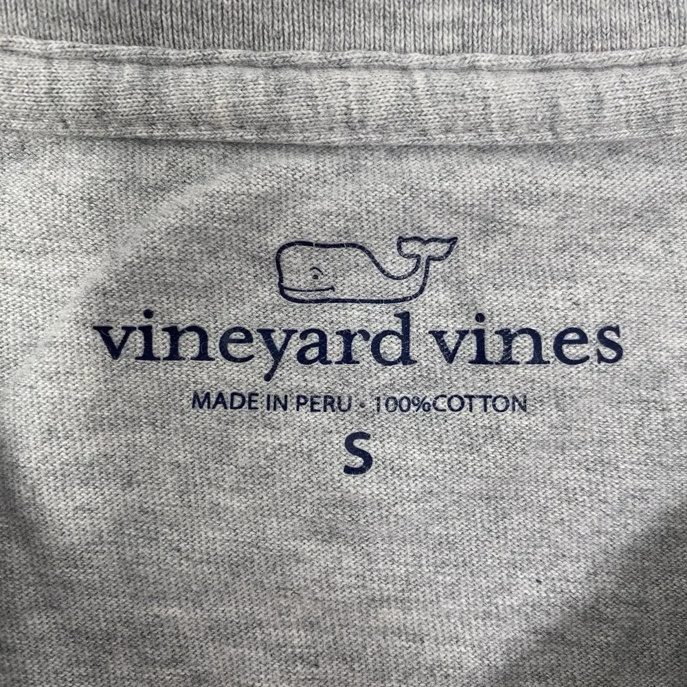 Vineyard Vines T-Shirt Men Small Gray Party Whale Pocket Long Sleeve Graphic Tee - Picture 4 of 5